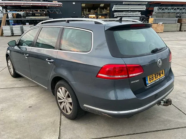Volkswagen passat variant personenauto - afbeelding 33 van  37