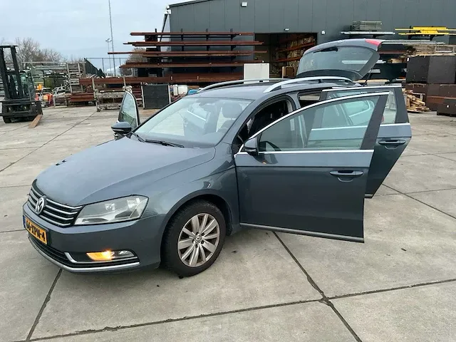 Volkswagen passat variant personenauto - afbeelding 36 van  37