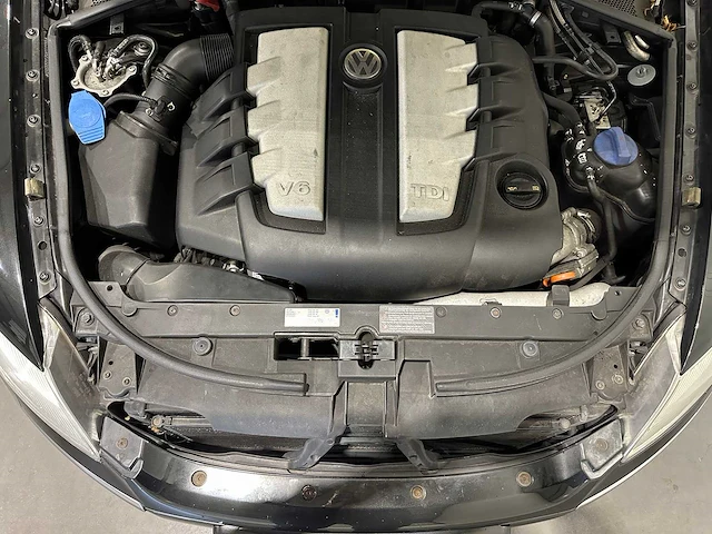 Volkswagen phaeton 3.0 tdi 5p. 6 cilinder 4x4 automaat youngtimer 41-gsg-1 - afbeelding 21 van  30
