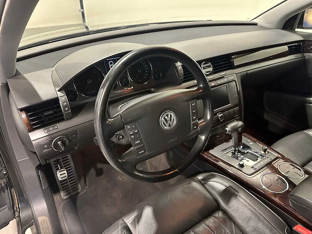 Volkswagen phaeton 3.0 tdi 5p. 6 cilinder 4x4 automaat youngtimer 41-gsg-1 - afbeelding 30 van  30
