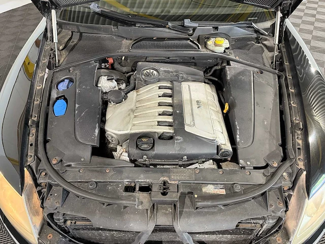 Volkswagen phaeton 3.2 v6 5p, 82-rfd-3 - afbeelding 3 van  12