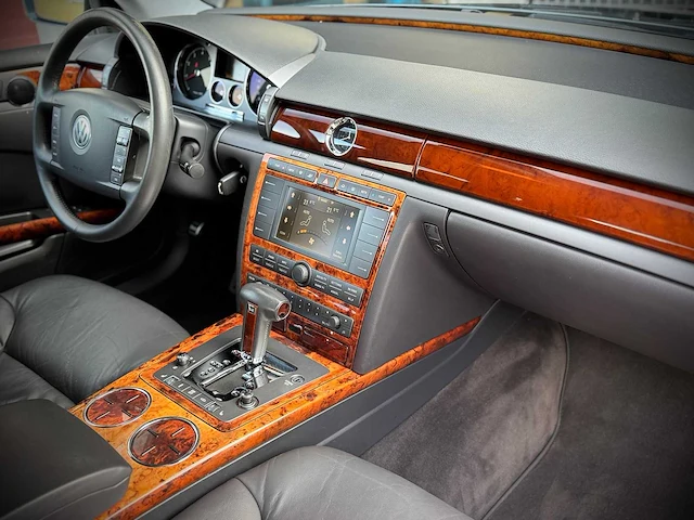 Volkswagen phaeton 3.2 v6 5p origineel nederlands nap 63-rb-vd - afbeelding 8 van  31
