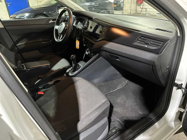 Volkswagen polo 1.0 mpi trendline 2018, j-227-sf - afbeelding 39 van  45