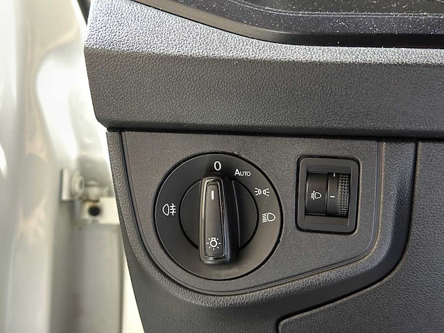 Volkswagen polo 1.0 mpi trendline 2018, j-227-sf - afbeelding 10 van  45