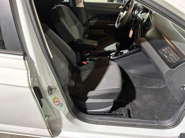 Volkswagen polo 1.0 mpi trendline 2018, j-227-sf - afbeelding 38 van  45