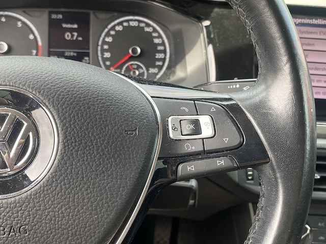Volkswagen polo 1.0 tsi comfortline 2018 | rn-667-f - afbeelding 13 van  35