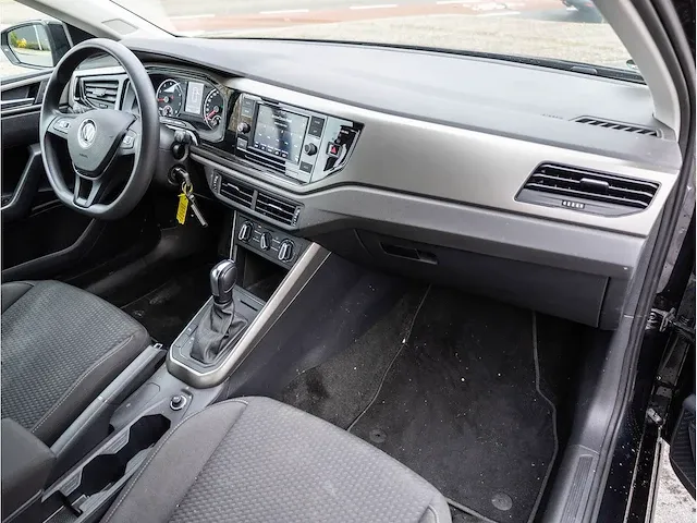 Volkswagen polo 1.0 tsi comfortline 95pk 5-deurs automaat 2021 airco led dab parkeersensoren - afbeelding 5 van  25