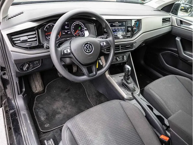Volkswagen polo 1.0 tsi comfortline 95pk 5-deurs automaat 2021 airco led dab parkeersensoren - afbeelding 2 van  25