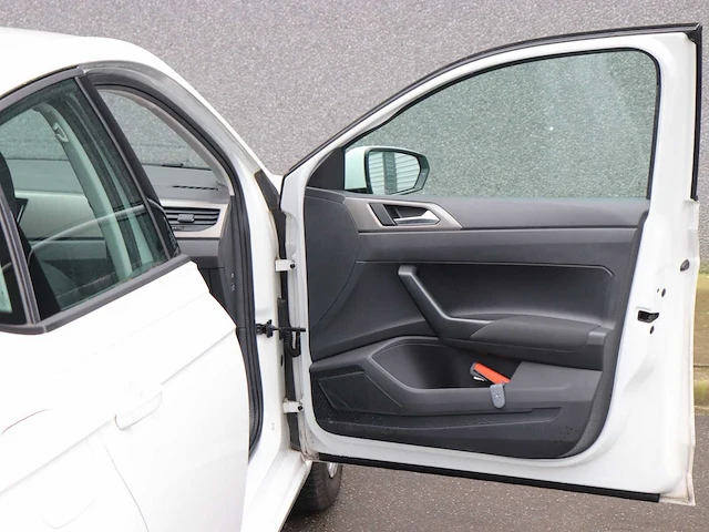 Volkswagen polo 1.0 tsi comfortline car 2020 | j-348-bb - afbeelding 6 van  29