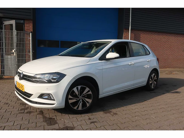 Volkswagen polo 1.0 tsi comfortline, l-330-fd - afbeelding 1 van  17