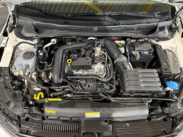 Volkswagen polo 1.0 tsi comfortline, l-331-fd - afbeelding 4 van  13