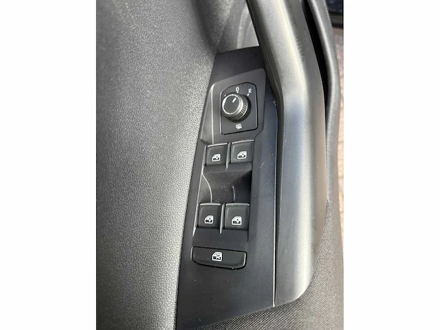 Volkswagen polo 1.0 tsi comfortline , rh-086-l - afbeelding 3 van  22