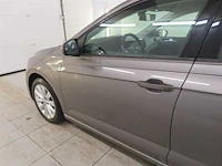 Volkswagen polo 1.0 tsi highline 2020 | h-383-bl - afbeelding 5 van  13
