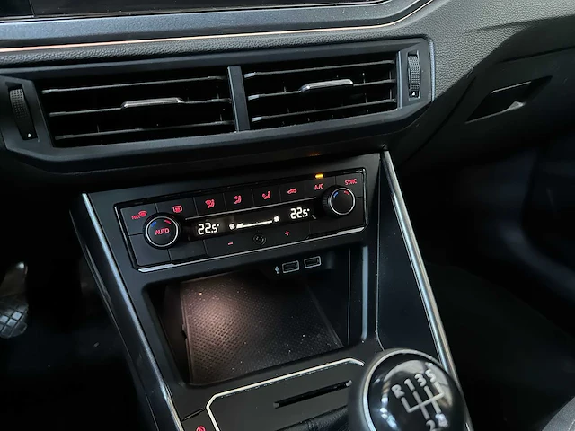 Volkswagen polo 1.0 tsi highline 95pk 2018, td-390-p - afbeelding 20 van  43