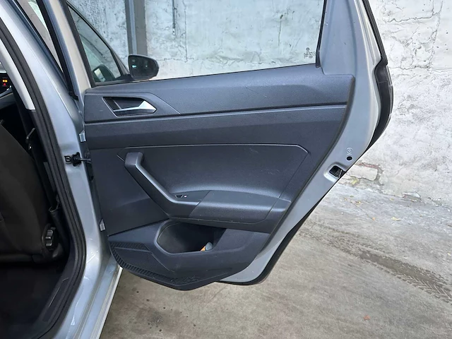 Volkswagen polo 1.0 tsi highline 95pk 2018, td-390-p - afbeelding 28 van  43