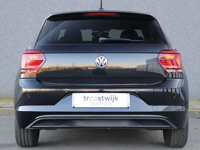 Volkswagen polo 1.0 tsi highline business r car 2020 | glr-67-l - afbeelding 2 van  28