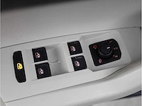 Volkswagen polo 1.0 tsi r-line automaat 2020 beats by dre panodak achteruitrijcamera carplay stoelverwarming - afbeelding 19 van  38