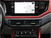 Volkswagen polo 1.0 tsi r-line automaat 2020 beats by dre panodak achteruitrijcamera carplay stoelverwarming - afbeelding 24 van  38