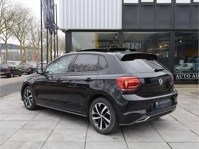 Volkswagen polo 1.0 tsi r-line automaat 2020 beats by dre panodak achteruitrijcamera carplay stoelverwarming - afbeelding 23 van  38