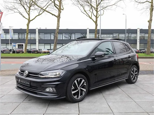 Volkswagen polo 1.0 tsi r-line automaat 2020 beats by dre panodak achteruitrijcamera carplay stoelverwarming - afbeelding 35 van  38