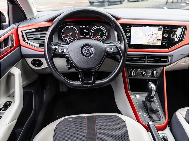 Volkswagen polo 1.0 tsi r-line automaat/dsg 2020 beats by dre keyless go & entry full led dodehoeksensor 16"inch - afbeelding 6 van  32