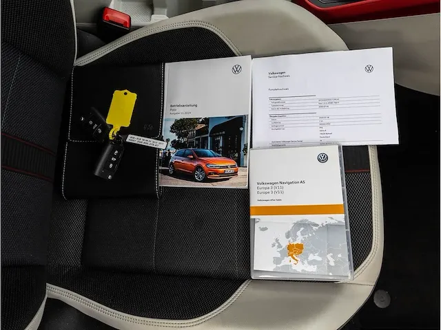 Volkswagen polo 1.0 tsi r-line automaat/dsg 2020 beats by dre keyless go & entry full led dodehoeksensor 16"inch - afbeelding 19 van  32