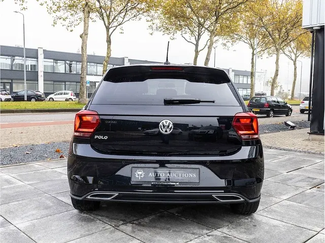 Volkswagen polo 1.0 tsi r-line automaat/dsg 2020 beats by dre keyless go & entry full led dodehoeksensor 16"inch - afbeelding 27 van  32