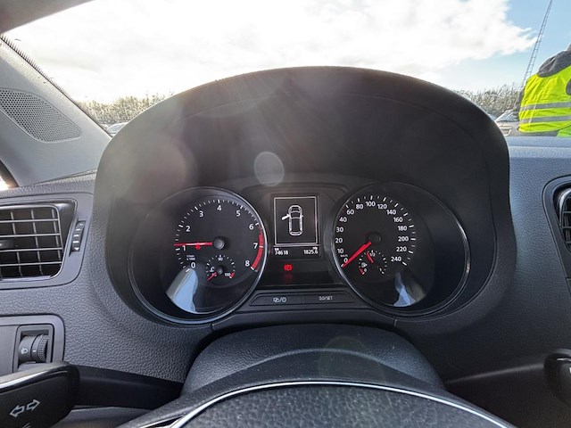 Volkswagen polo 1.0i trendline bmt,2015 - afbeelding 2 van  29