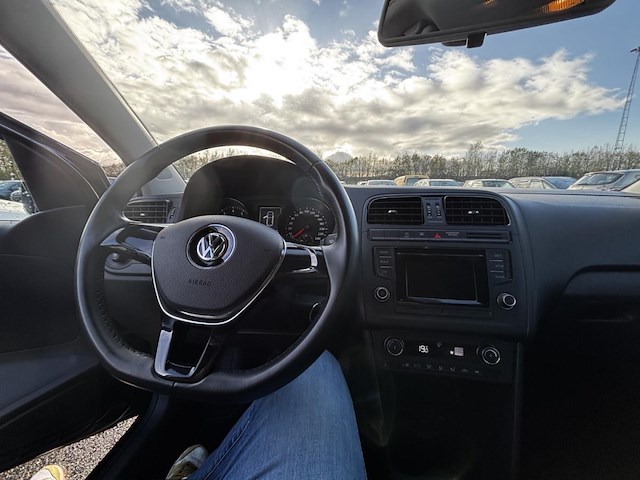 Volkswagen polo 1.0i trendline bmt,2015 - afbeelding 3 van  29