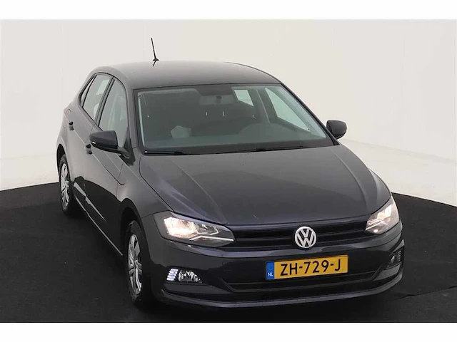 Volkswagen polo 1.0i trendline; zh-729-j - afbeelding 2 van  8