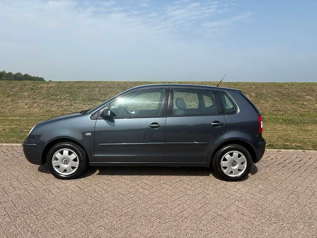 Volkswagen polo 1.2-12v atlantic , j-564-nt - afbeelding 13 van  23