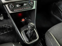 Volkswagen polo 1.2-12v bl.m. comfl. 69pk 2013, r-886-hn - afbeelding 14 van  35