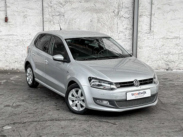 Volkswagen polo 1.2-12v bl.m. comfl. 69pk 2013, r-886-hn - afbeelding 33 van  35