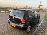 Volkswagen polo 1.2-12v clima trendline jg-883-g - afbeelding 18 van  24