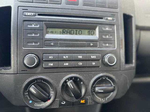 Volkswagen polo 1.2-12v clima trendline jg-883-g - afbeelding 22 van  24