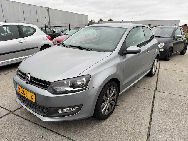 Volkswagen polo 1.2-12v clima trendline r-265-jk - afbeelding 1 van  10