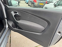 Volkswagen polo 1.2-12v clima trendline r-265-jk - afbeelding 8 van  10