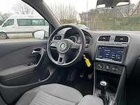 Volkswagen polo 1.2-12v comfortline car 2010 | j-846-rd - afbeelding 13 van  22