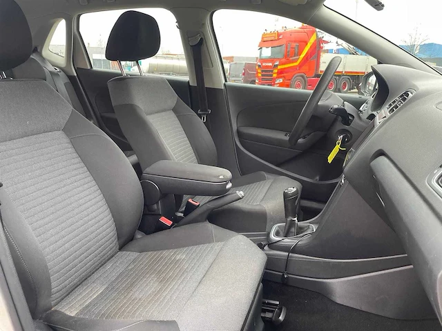 Volkswagen polo 1.2-12v comfortline car 2010 | j-846-rd - afbeelding 14 van  22