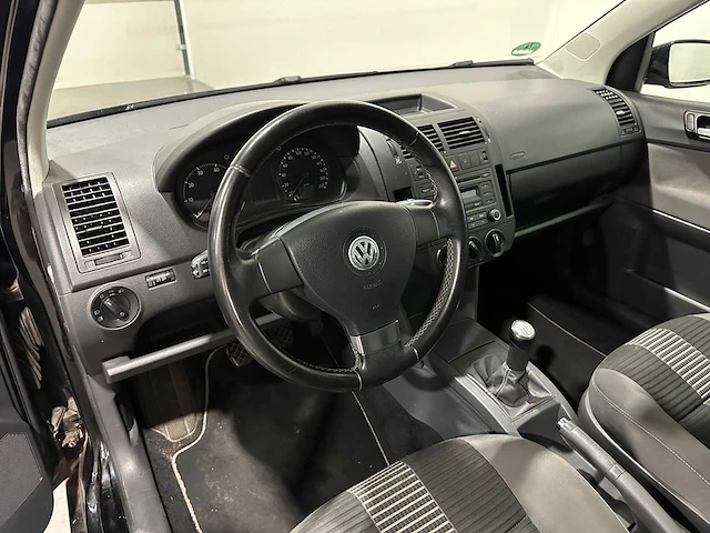 Volkswagen polo 1.2-12v trendline rh-730-b - afbeelding 22 van  22