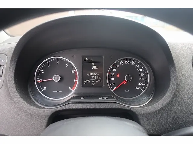 Volkswagen polo 1.2-12v trendline, sp-684-f - afbeelding 13 van  15