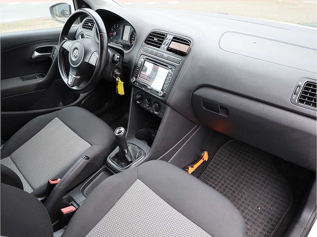 Volkswagen polo 1.2 easyline 2009, h-622-nt - afbeelding 13 van  34
