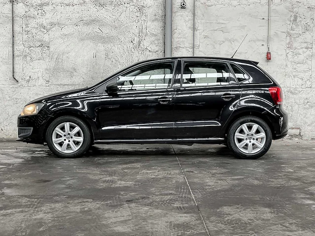 Volkswagen polo 1.2 easyline 60pk 2011, 12-slr-6 - afbeelding 3 van  38