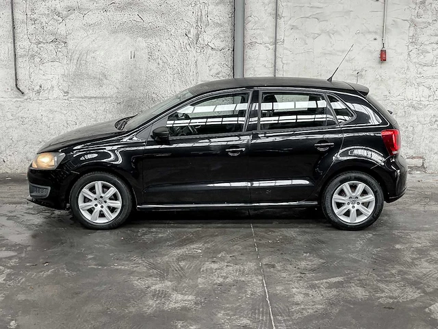 Volkswagen polo 1.2 easyline 60pk 2011, 12-slr-6 - afbeelding 5 van  38