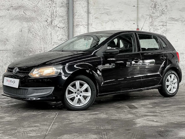 Volkswagen polo 1.2 easyline 60pk 2011, 12-slr-6 - afbeelding 1 van  38