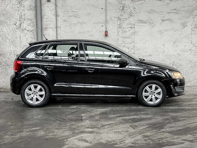Volkswagen polo 1.2 easyline 60pk 2011, 12-slr-6 - afbeelding 17 van  38