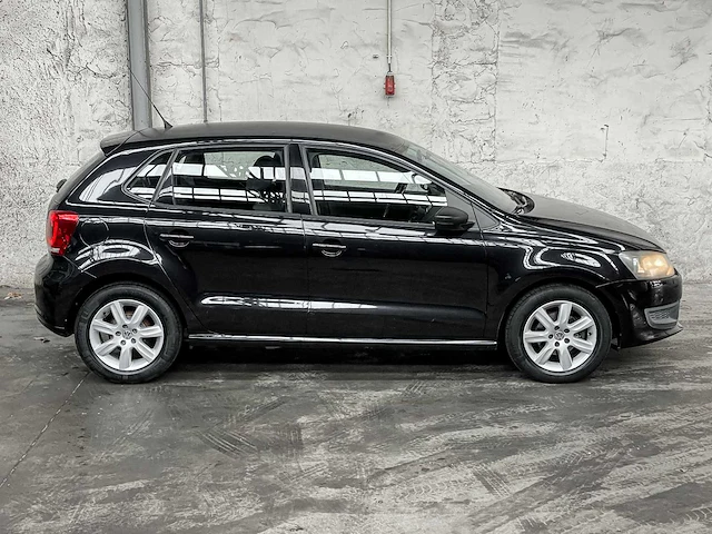 Volkswagen polo 1.2 easyline 60pk 2011, 12-slr-6 - afbeelding 18 van  38
