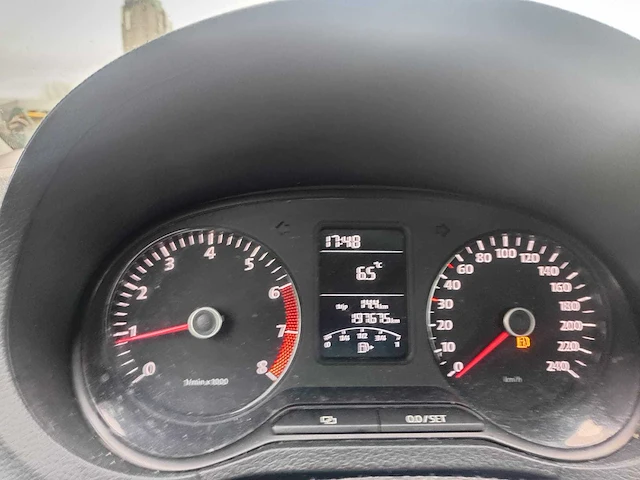 Volkswagen polo 1.2 easyline, l-923-hk - afbeelding 16 van  24