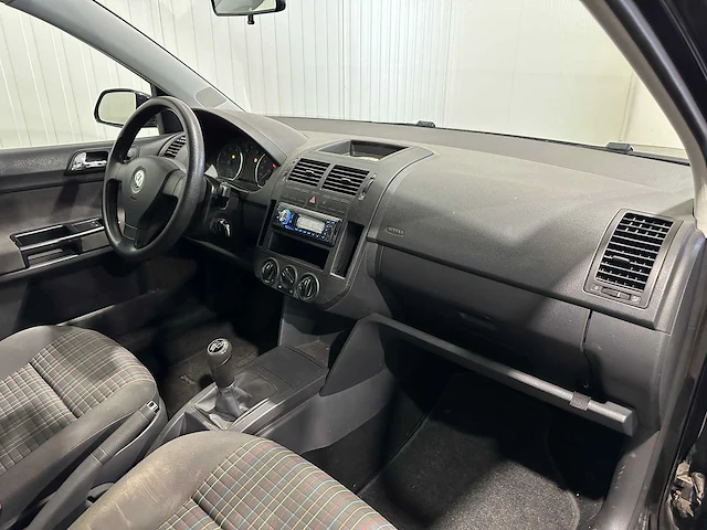 Volkswagen polo 1.2 optive 16-tp-sb - afbeelding 3 van  21