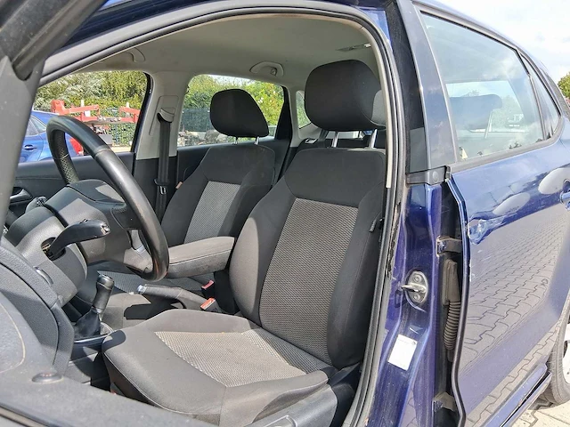 Volkswagen polo 1.2 tdi blue motion comfortline | 63-nxn-5 - afbeelding 40 van  40